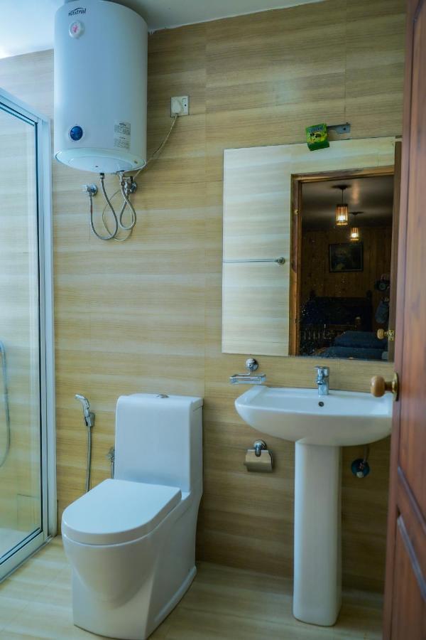 Blue Moon Residency Hotel Nuwara Eliya Exterior foto