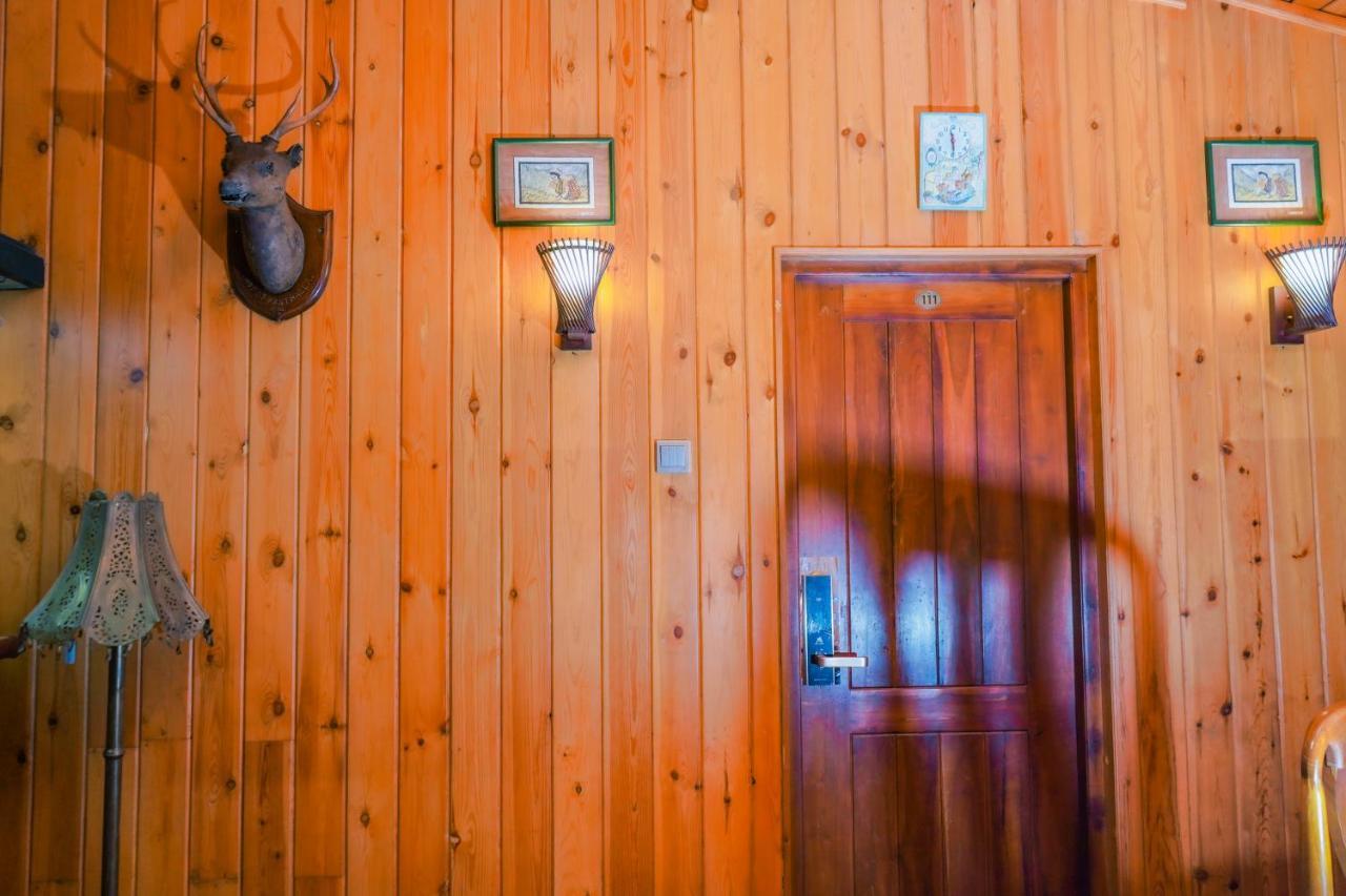 Blue Moon Residency Hotel Nuwara Eliya Exterior foto